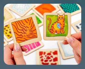 Dettaglio del puzzle in legno per bambini con trame animali per la coordinazione occhio-mano