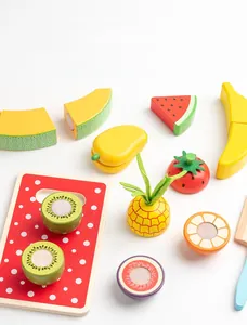 Detailreiches Set magnetischer Holzfrüchte mit gepunktetem Schneidebrett für Kinder