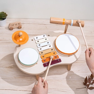 Set di strumenti a percussione in legno multifunzionale con xilofono e tamburi per bambini