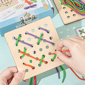 Kids wooden battle lanyard threading toy set for fine motor skills development