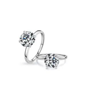 Classic S925 sterling silver ring with brilliant round zircon in a six-prong setting