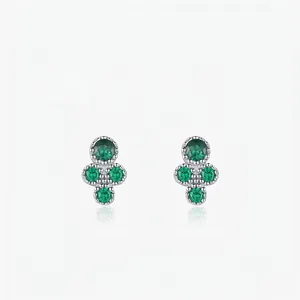 Boucles d'Oreilles Clous en Argent Sterling S925 Mini Zirconia Vert Émeraude pour Femmes Bijoux Légers en Forme de Trèfle