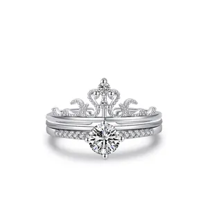 Sparkling S925 sterling silver crown stackable ring set with pavé diamonds and crystals