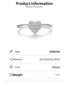 Détail macro de la bague coeur en argent S925 montrant les dimensions et le poids