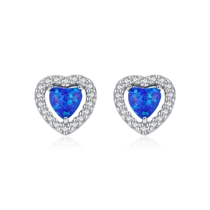 Boucles d'oreilles cœur en argent S925 avec opale bleue et halo de zircons étincelants