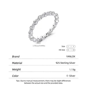 Bague élégante en argent sterling S925 avec pierres en zircone et anneau de 2,5 mm de large