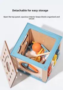 Détail du coffret Montessori en bois ouvert montrant le rangement des formes géométriques