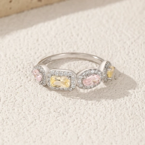 Bague en argent sterling S925 ornée de pierres précieuses carrées et cristaux brillants