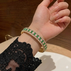Bracciale Rigido Geometrico In Zircone Verde Smeraldo Placcato Oro Doppia Fila Di Strass Gioielli Eleganti Da Donna