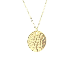 Minimalist S925 sterling silver hammered round pendant necklace in gold finish