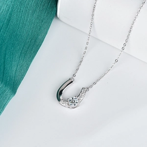 Moissaniet S925 sterling zilveren hoefijzer hanger ketting met pavé stenen op O-ketting