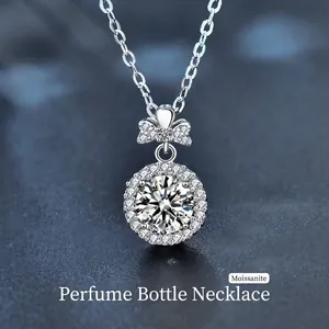 Luxury 925 Sterling Silver Moissanite Necklace For Women Elegant One Carat Round Moissanite Bow Halo Pendant Necklace Jewelry