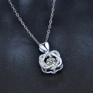 Elegant S925 sterling silver star pendant necklace with moissanite center and halo stones