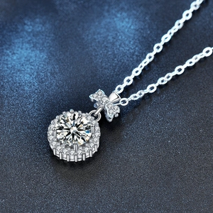 Moissanite S925 sterling silver perfume bottle necklace with a sparkling diamond bow pendant