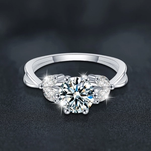 Anello floreale in argento S925 con moissanite da 1 carato e montatura a sei griffe