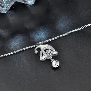 Collier bonnet de Noël en argent S925 avec pendentif en moissanite et clochette mobile