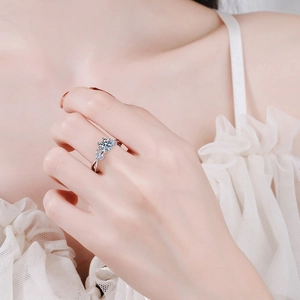 Anello elegante in argento S925 con moissanite da 1 carato e design a fiori