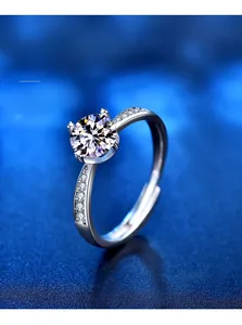 Close-up of 1ct Moissanite ring showing 58 facets and Heart and Arrow cut detail