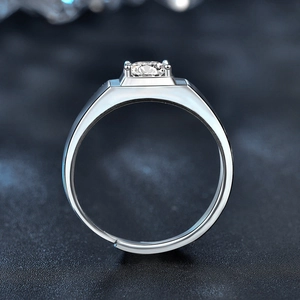 Minimalist 925 sterling silver men's ring with 1 carat moissanite and open band