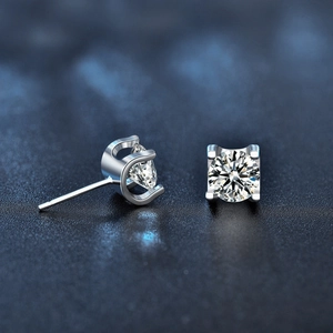 Classic S925 sterling silver stud earrings with moissanite in crown setting for women