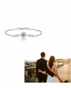 Detailansicht des Moissanit-Armbands mit runder Halo-Fassung und funkelnden Steinen