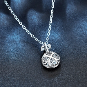 925 silver four leaf clover necklace with round cut moissanite pendant on cross chain