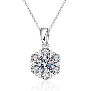 925 Sterling Silver Snowflake Pendant Necklace with Moissanite stone and mirror reflection