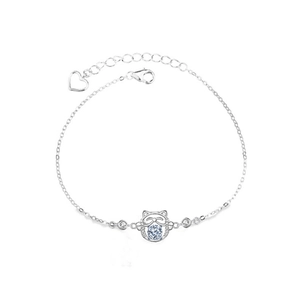 925 silver lucky cat bracelet featuring blue moissanite stone and heart charm detail