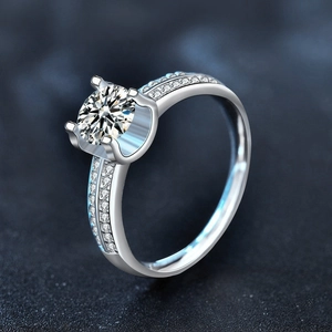 Classic 925 sterling silver moissanite ring with double-row side stones and four-prong setting