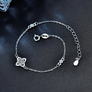 925 Sterling Silver Moissanite Four-Leaf Clover Bracelet with adjustable lobster clasp
