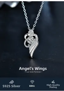 Vue macro du pendentif aile d'ange en argent S925 serti d'une pierre en moissanite