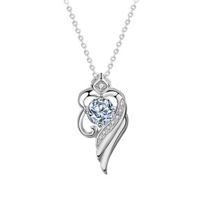 Collier élégant en argent sterling 925 avec pendentif aile d'ange et pierre moissanite
