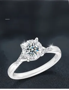 Macro shot of S925 silver ring with intertwined band and brilliant Moissanite stone