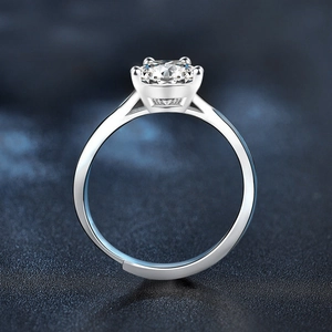Classic S925 sterling silver solitaire moissanite ring with four-prong setting and open band