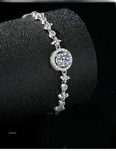 Macro shot of S925 silver bracelet featuring 3EX cut moissanite and 58 facets fire