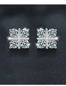 Detail of s925 silver four-leaf clover earrings featuring 3EX cut moissanite stones