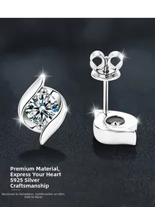 Vue macro des boucles d'oreilles clous en argent S925 et moissanite de 0,5ct