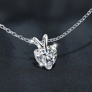 Minimalistische S925 sterling zilveren hart moissanite hanger ketting voor vrouwen