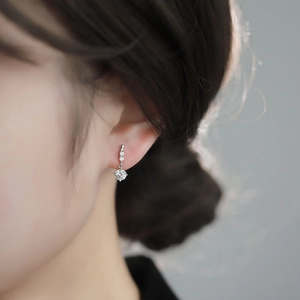 Elegant S925 sterling silver moissanite drop earrings with three small gradient stones