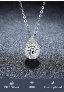 Nahaufnahme der Moissanit-Halskette in Tropfenform aus S925 Sterlingsilber plattiert