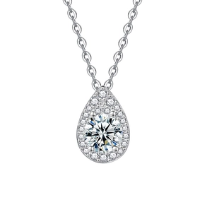 Elegante Halskette aus S925 Sterlingsilber mit birnenförmigem Moissanit-Anhänger
