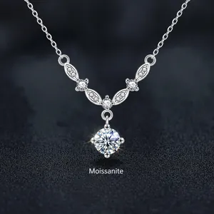 S925 Sterlingsilber Moissanit Halskette Für Damen Luxus Rundschliff V-Form Funkelnde Galaxie Anhänger Kette Schmuck GRA Zertifiziert
