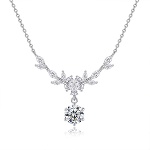 Moissanite S925 silver necklace with floral pendant and sparkling round gemstone