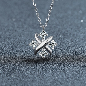 Collana con Ciondolo a Lettera X in Argento Sterling 925 Moissanite Choker a Croce Geometrica di Lusso per Donna Gioielli per Matrimonio Festa