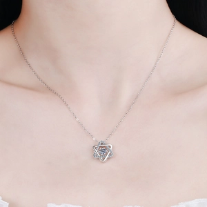 Elegant S925 sterling silver hexagram pendant necklace with sparkling moissanite stone