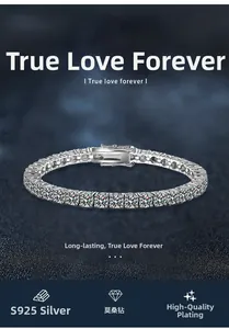 Dettaglio del bracciale tennis in argento sterling S925 con moissanite