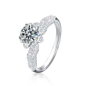 Bague élégante en argent S925 fleur de cœur avec moissanite et anneau pavé ondulé
