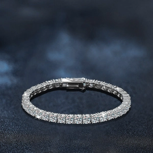Bracciale tennis classico in argento sterling S925 con brillanti pietre moissanite