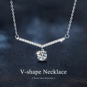 Collier Pendentif en Forme de V en Argent Sterling 925 Moissanite pour Femme Élégant Chaîne de Clavicule Bijoux