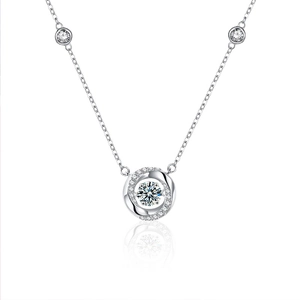 Élégant collier Mobius en argent sterling S925 avec pendentif en moissanite brillant